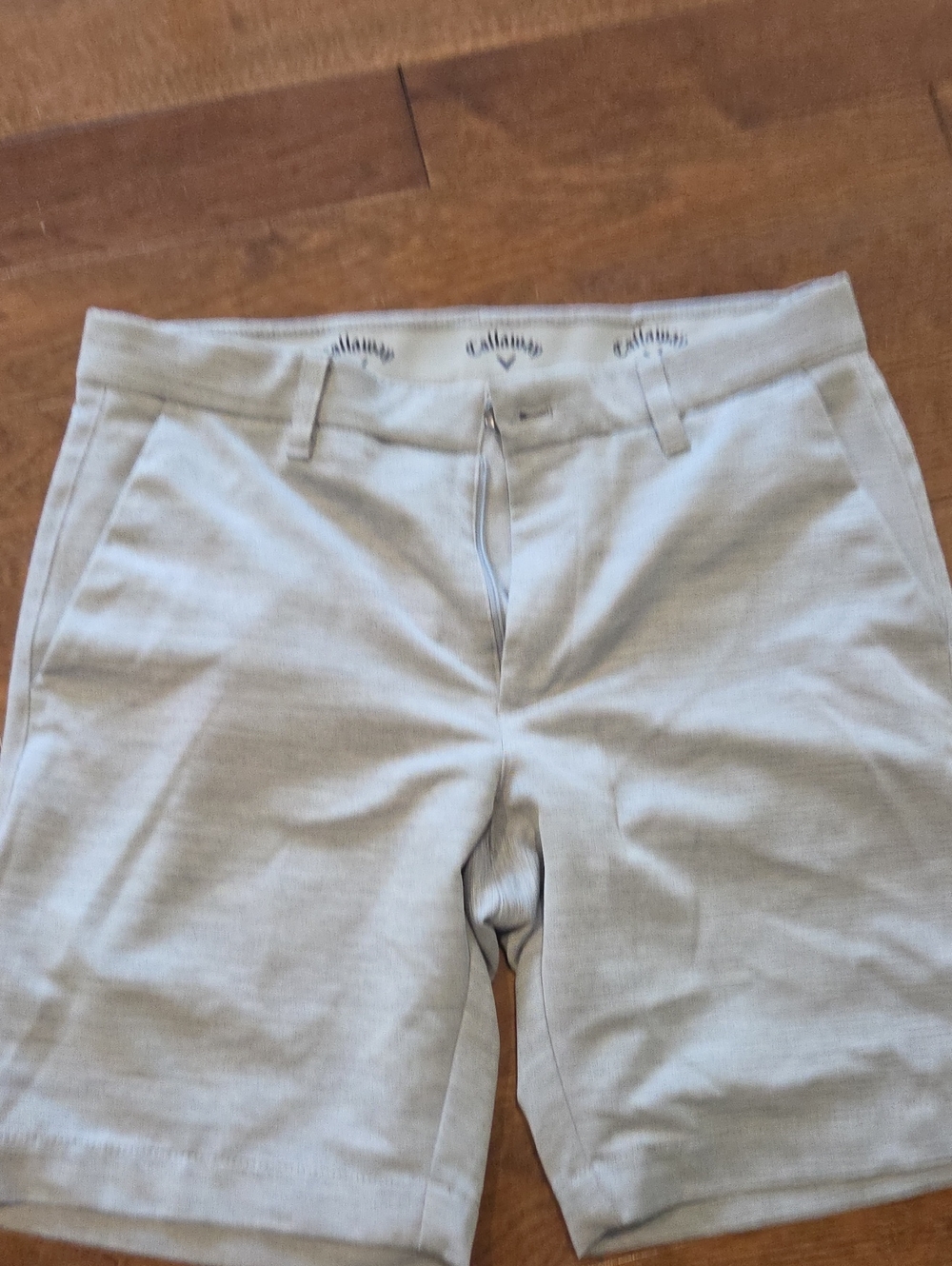 Callaway Men's Light Gray Chino-Style Golf Shorts